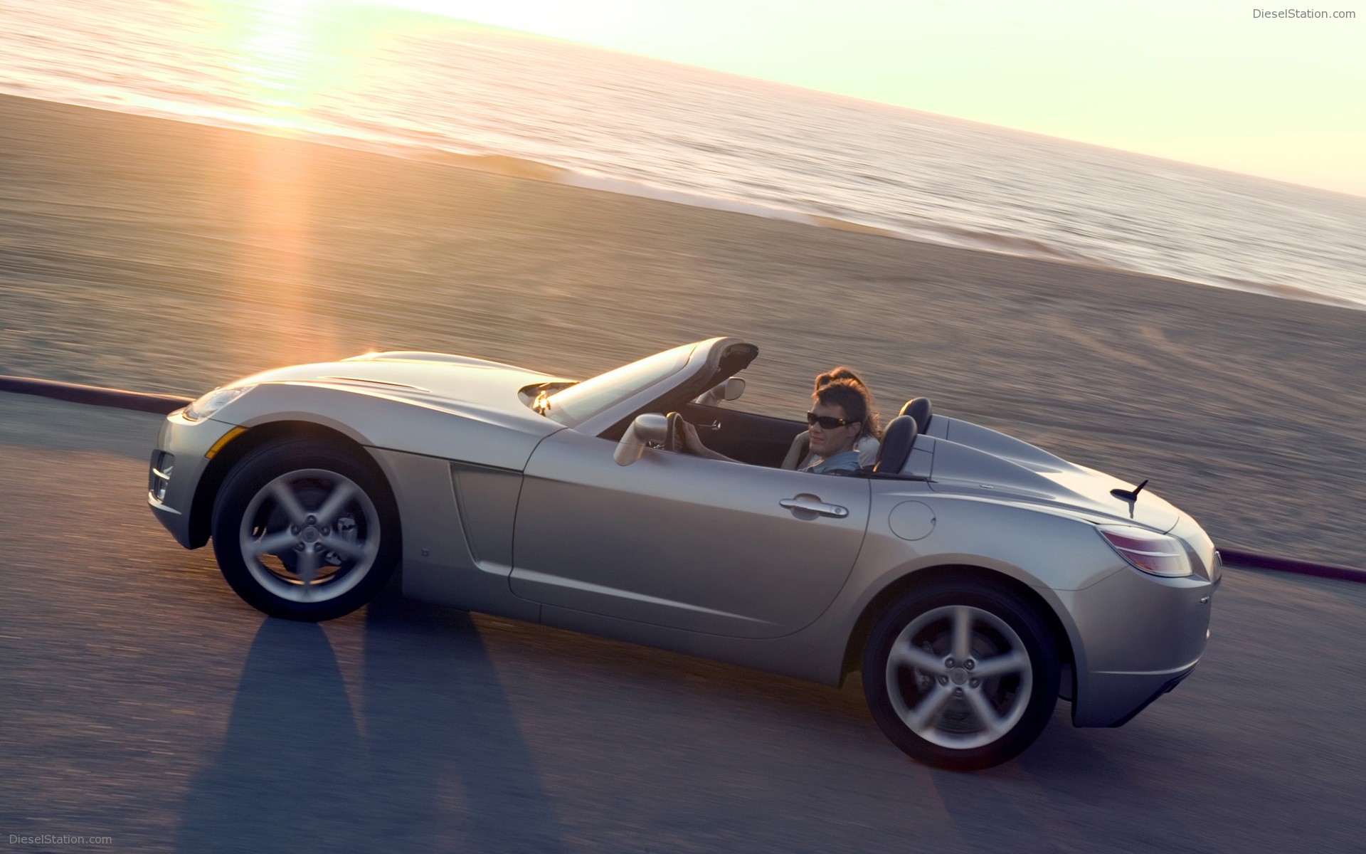 Saturn Sky Redline